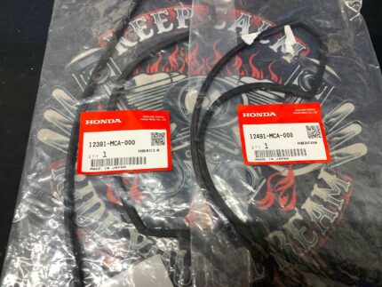 Прокладка клапанной крышки Honda OEM 12391-MCA-000 GL 1800 01-17 Правая