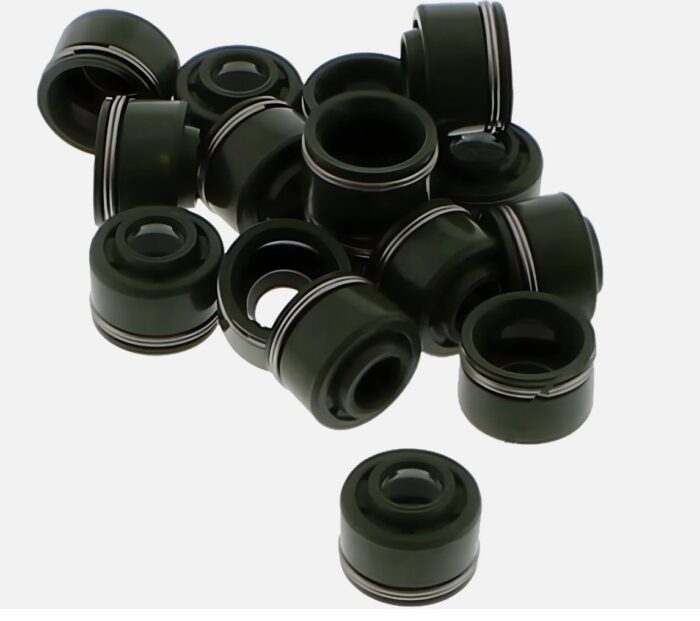 Маслосъемные колпачки Athena 7342638 Honda 12209-KL4-005 Yamaha 51Y-12119-00-00, Ducati 8000A4136, Honda 12209-107-780; 12208-MA6-005, 12209-KL4-005, 12208-413-003 Suzuki ; 09289-05003, Yamaha 6EEE-211900; 51Y-12119-00